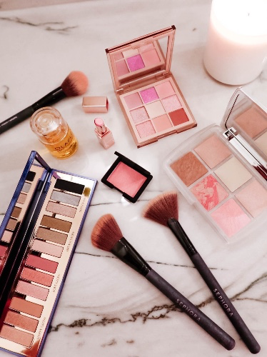 Make up haul 