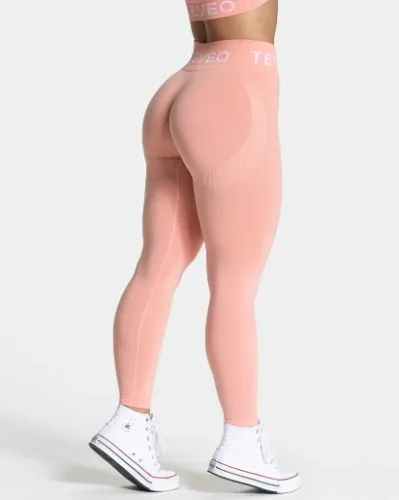 Light pink sportswear