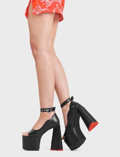 Hey Lover Platform Sandals | US 9