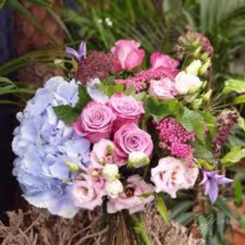 Un bouquet de fleurs