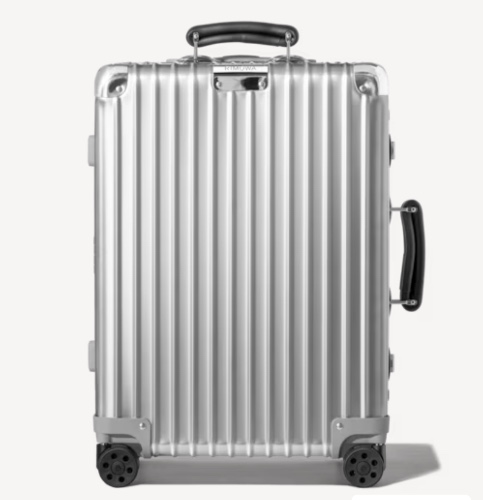 Classic Check-In M Aluminum Suitcase | Silver | RIMOWA