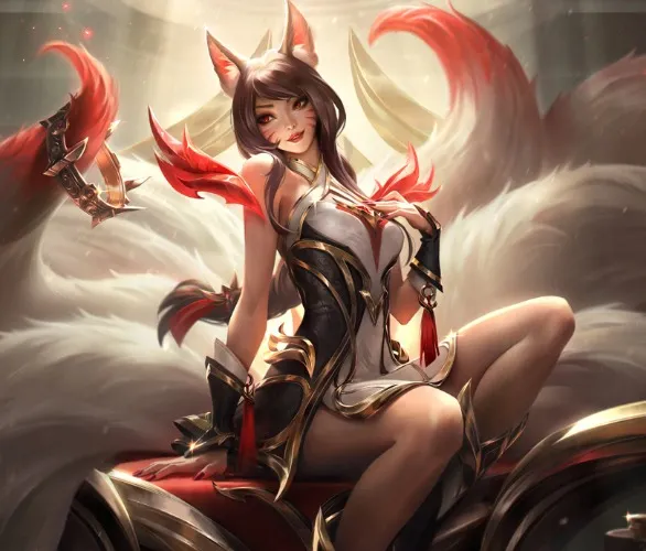 Immortal Ahri cosplay