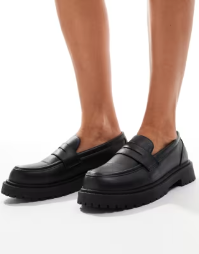 New Look chunky loafer in black