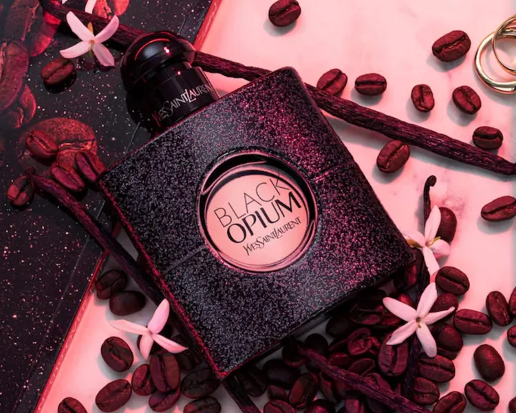 Yves Saint Laurent: Black Opium EDP Spray, 3oz