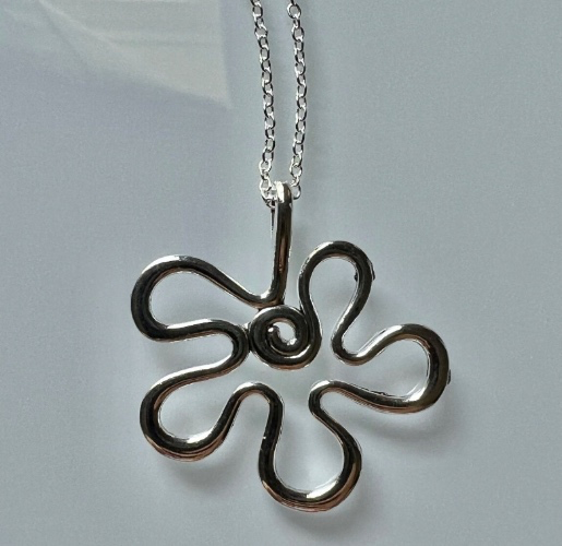 hippie flower necklace