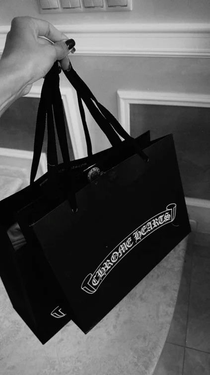 Shopping🛍️🛍️