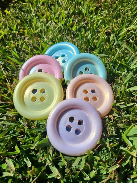 Jumbo Button 2 way hair clip pin- Giant button, kawaii hair clip, decora, lolita fashion, fairy kei, pastel goth, cute button pin, oversized