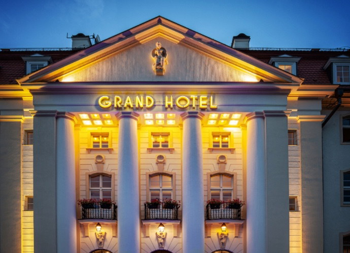 Night in Grand Hotel 😈