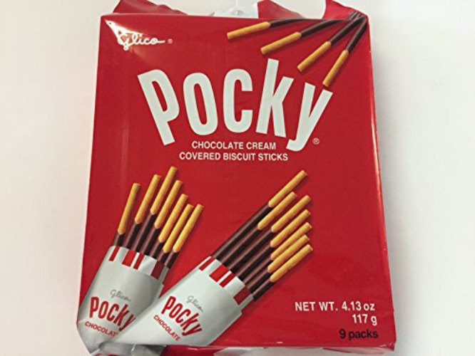 Glico Pocky Chocolate 9 Packs Japanese Snack Party Pack, 4.13 Ounce (Pack of 9)