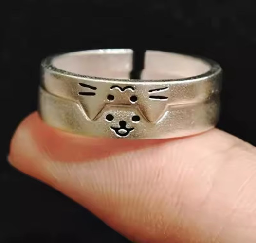 kitty and puppy ring