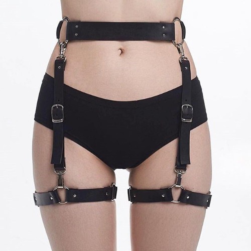 'Badblood' PU Faux Black Leather Belt Garter