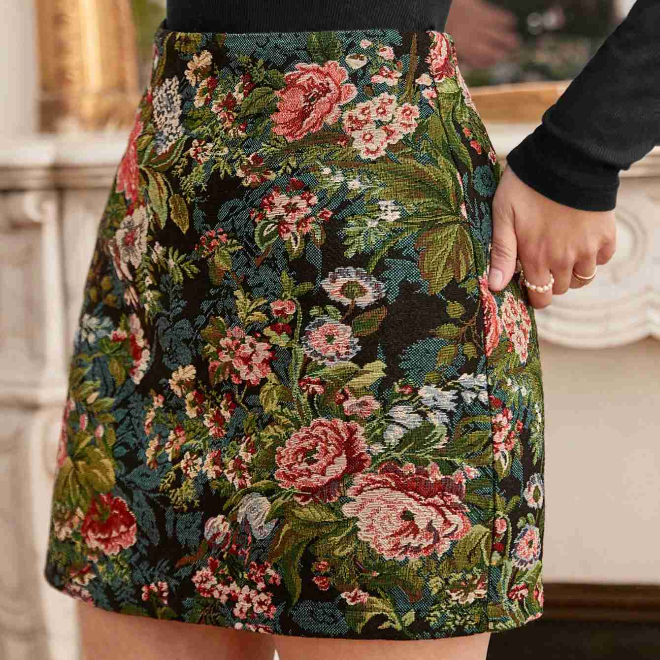 Poéselle High-Waisted Jacquard Floral Skirt