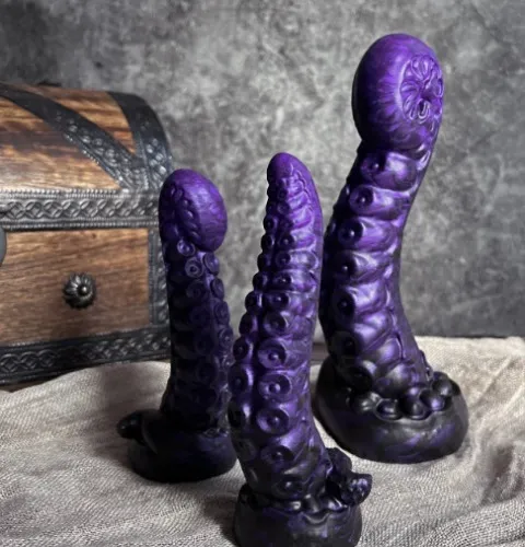 🐙🔮 Mystic Coiled Tentacle