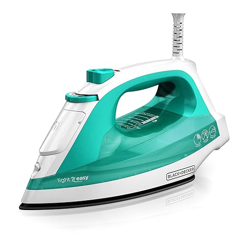 BLACK+DECKER Light 'N Easy Compact Steam Iron, IR1010 - Non-Stick Plate