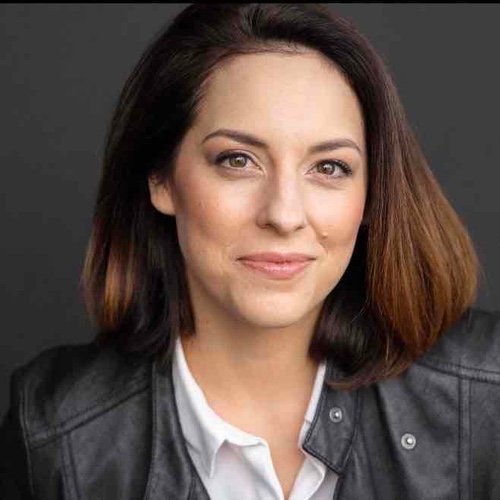 Purchase on: Cameo - Martha Harms (Maya BL2/3)