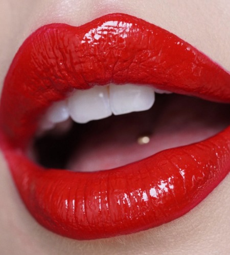 Sak Pase Liquid Lipstick - Red