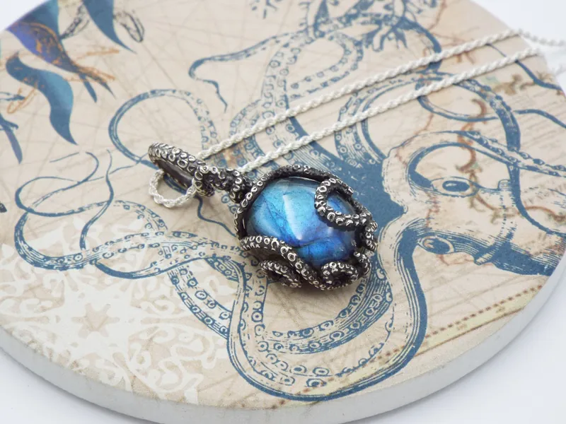 Kraken Labradorite Necklace, Fantasy Ocean Necklace, tentacle Necklace, Wrapping tentacle Jewelry, sterling silver oxidized octopus Necklace