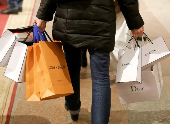 SHOPPING SPREE $500