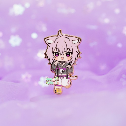 Hololive Vtuber Nekomata Okayu Enamel Pin, Fan Merch - [A Grade] / Locking Clasps