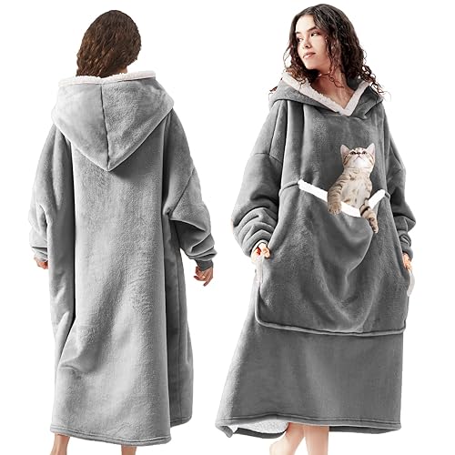 Plaide Pull Geant, Blanket Hoodie, Couverture​à Capuche Surdimensionnée, Flanelle Sweat​à Capuche, Ultra Douce en Polaire Sherpa Chaude pour Adultes, Femmes, Hommes, Adolescents, Taille Unique