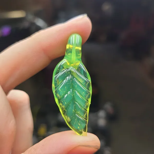 Color Changing Glass Leaf Pendant / Glass Necklace/ Jewelry / Fall / Leaves/ Nature Glass / Green / Pink
