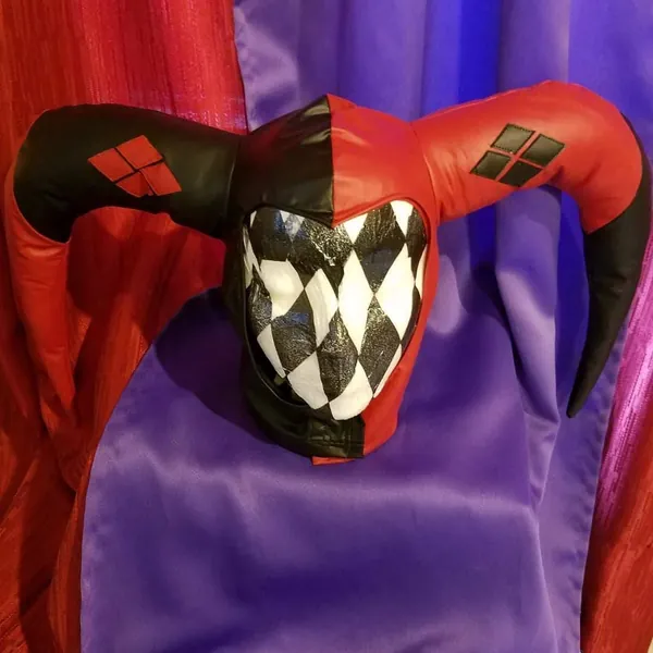 Injustice 2 cowl