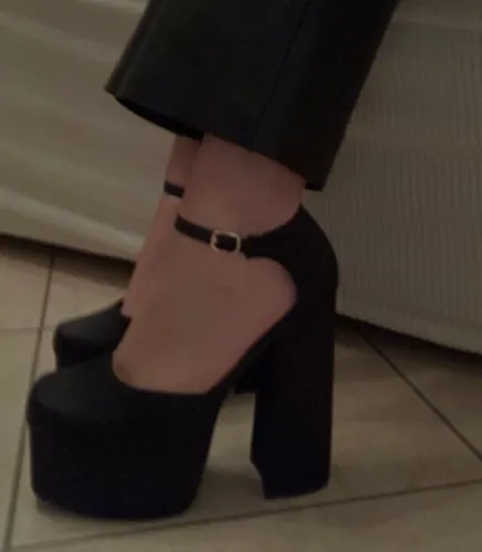 Buy me heels 