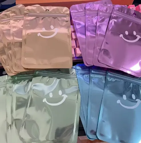 Holographic Zipper Bag | 100 Gift bags