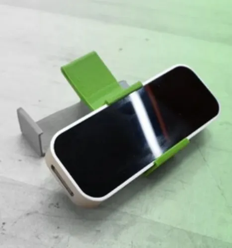 Shirt Clip Mount fo Leap Motion (Anorah's hands)