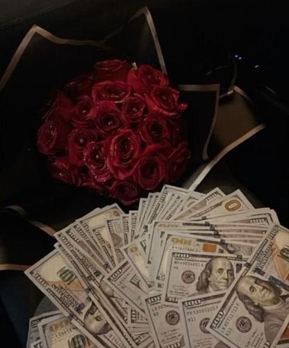 𝐓𝐫𝐢𝐛𝐮𝐭𝐞