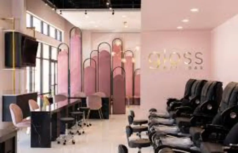 Manicure & Pedicure