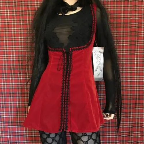 Jeannie Nitro Bust Dress | All Black