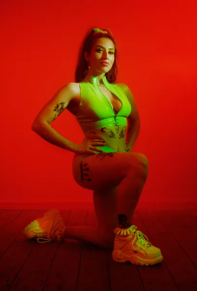 Maddie Zip Crop Top | L / UK 14 / US 10