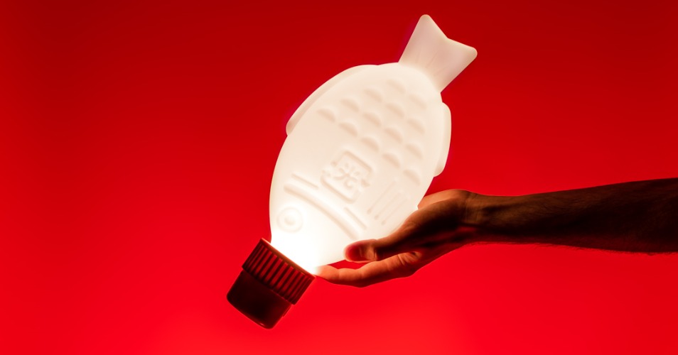 Light Soy | LED Ocean-Bound Plastic Lamp | Heliograf