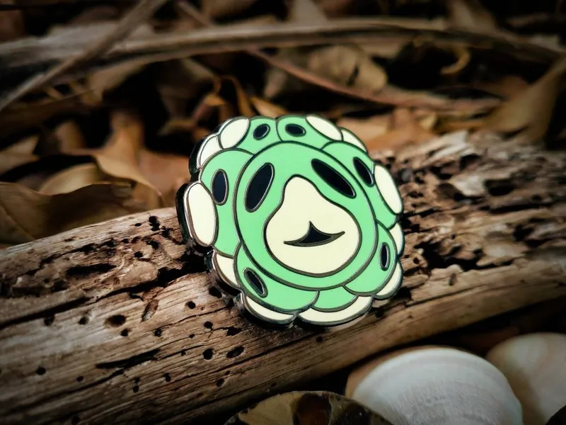 Hollow Knight Enamel Pin - Grubsong