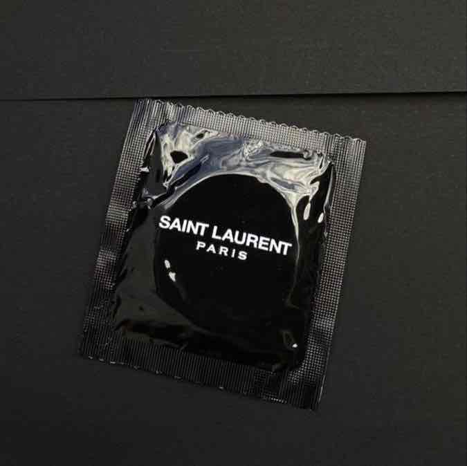 Condoms XXL for my BULL 😈🍆