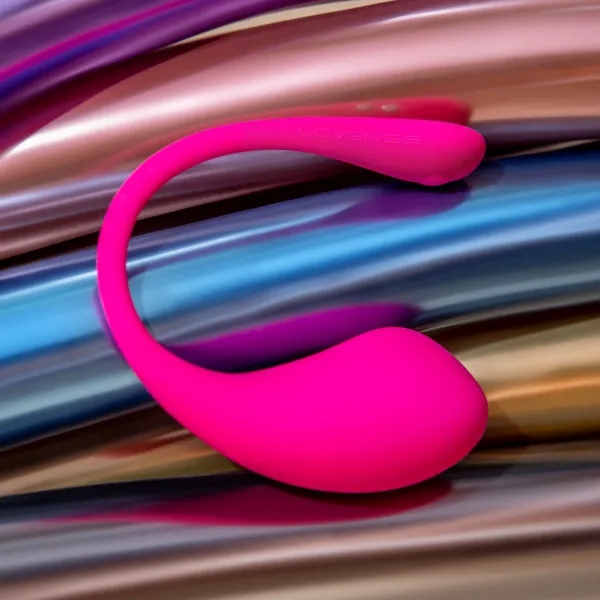 Lovense Lush 3 - wibrująca kulka z aplikacją na telefon 