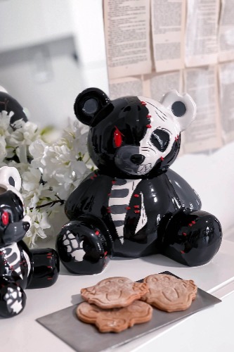 Teddy Cookie Jar - One Size / Black / 100% Ceramic.