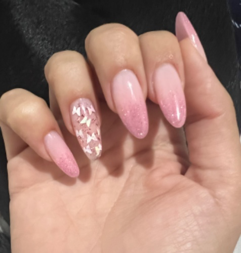 Nails 