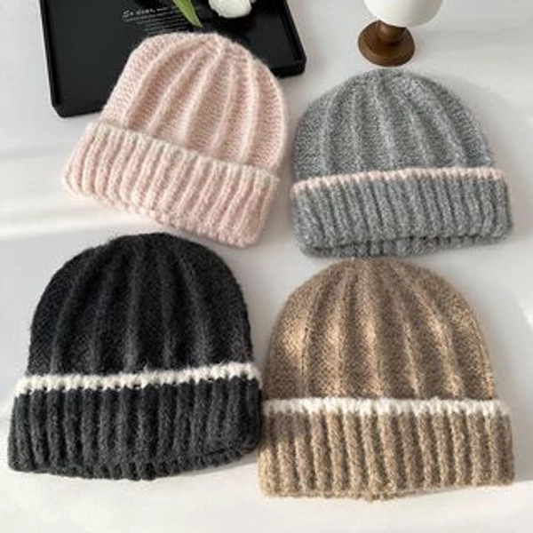 Contrast Trim Knit Beanie