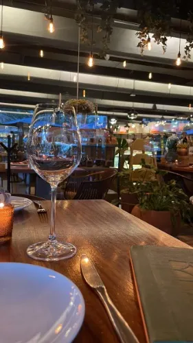 Do you want to invite me to dinner? 💞