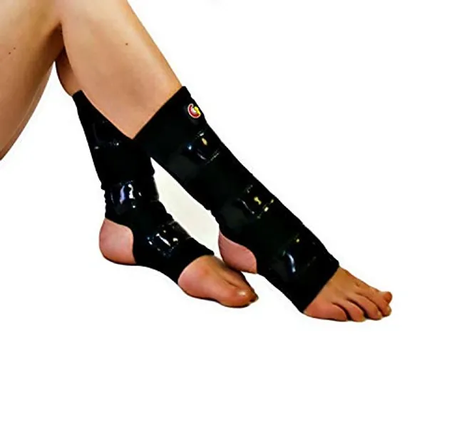 Mighty Grip Black Pole Dancing Ankle Protectors with Tack Strips for Gripping The Pole (1 Pair)