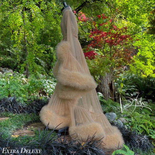 Champagne "Cassandra" Dressing Gown 