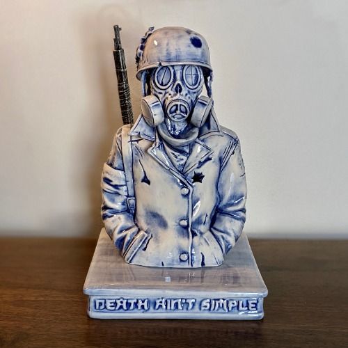 Massiveface x Mighty Jaxx Gas Mask Hell Chamber | Default Title