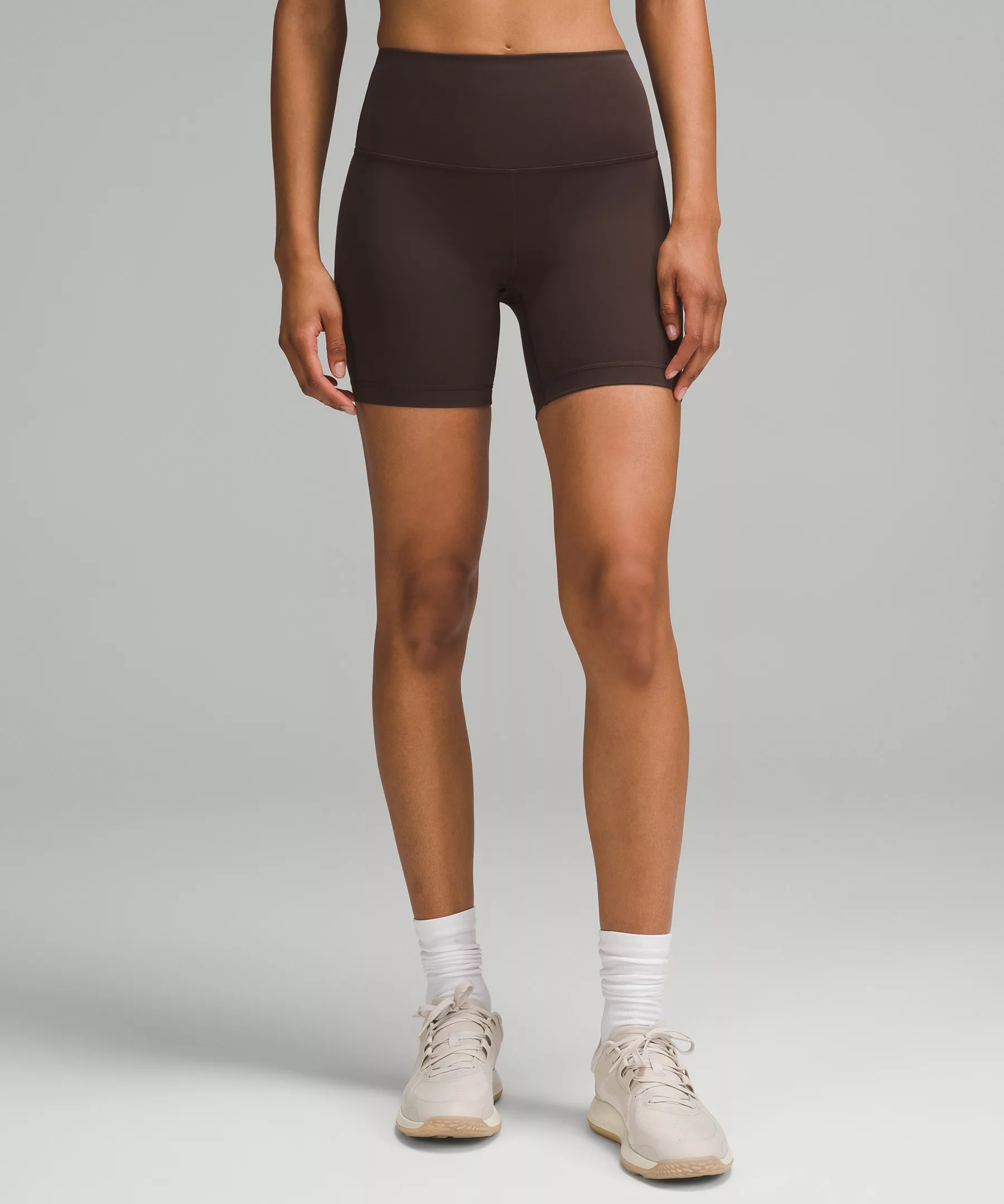 Wunder Train High-Rise Short 6"