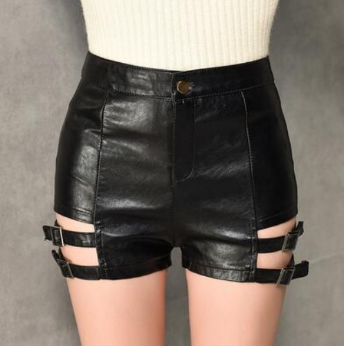 'Hellfire' Black Fake Leather Buckle Shorts - Black / S