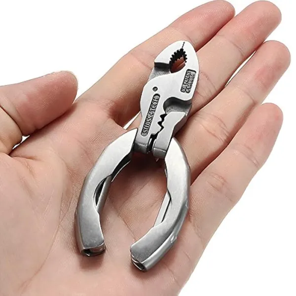 MASUNN Mini multifunktionellt verktyg 9 i 1 multiverktyg nyckelring skruvmejsel fickverktyg