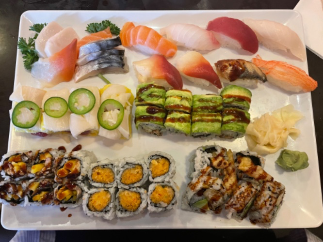 🍣Postmates me 🍱 sushi 🍣 