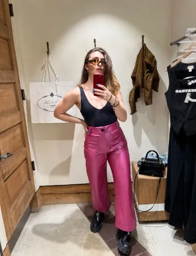 Light casual shopping 