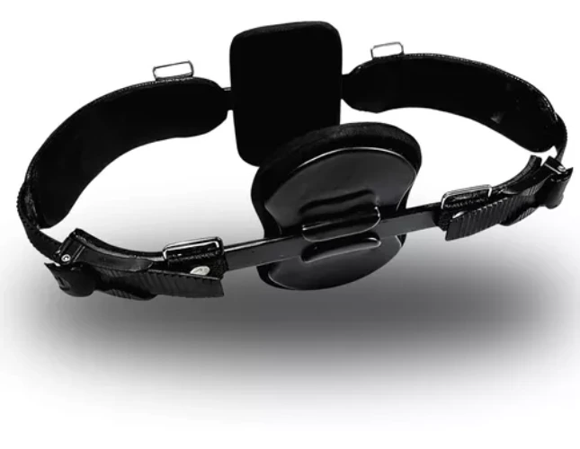 Dinamic thoracic compressor for pectus carinatus